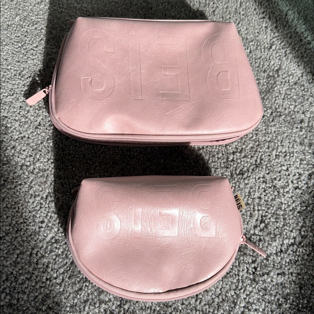 BEIS Atlas Pink Cosmetic Pouch set.